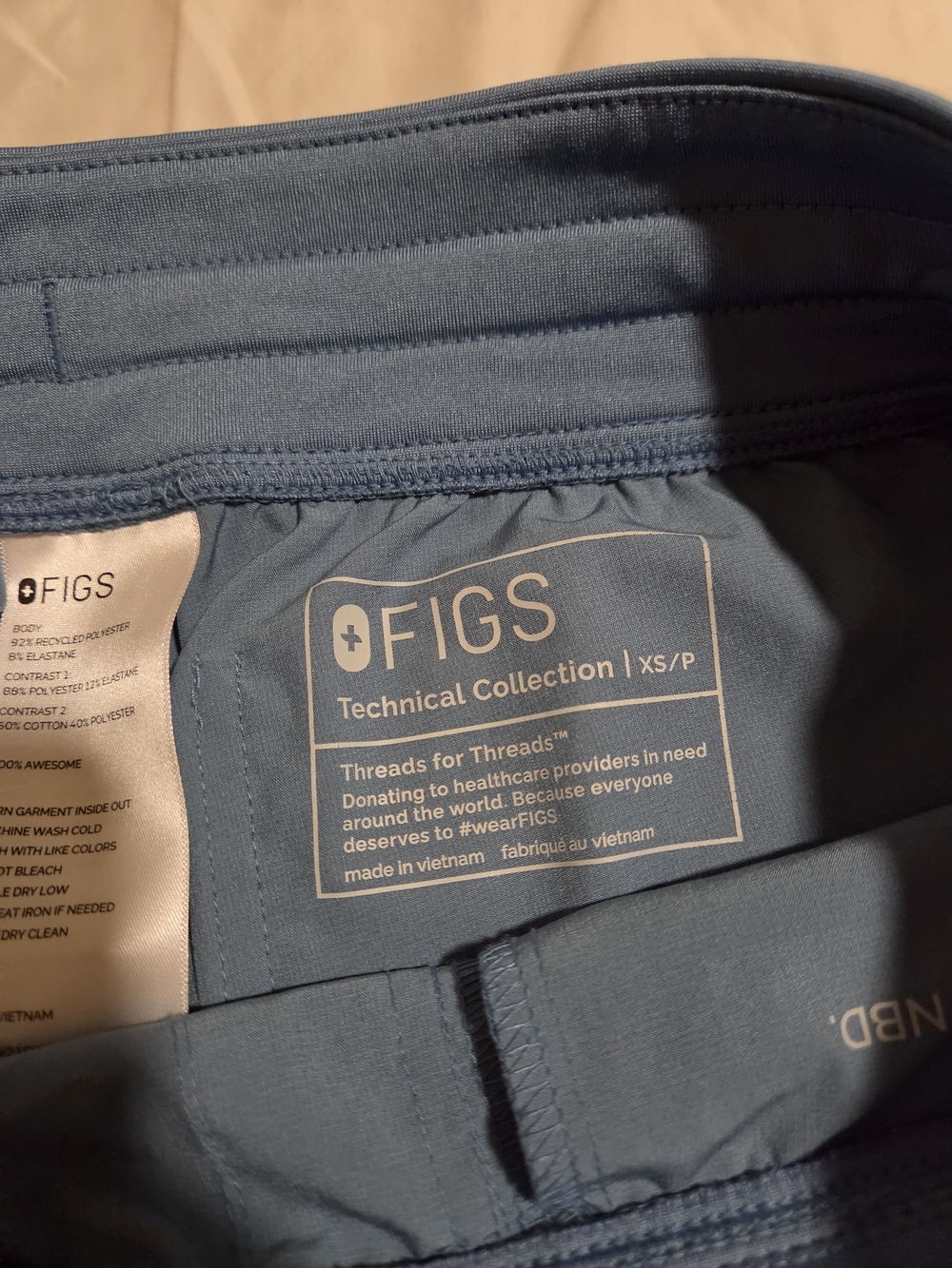 Figs Dusty Blue Scrub Set (XS/XSP) - Picture 3 of 4
